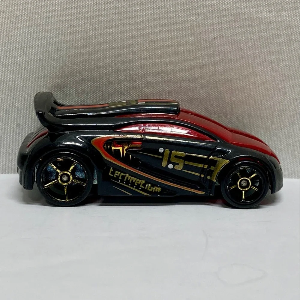 Hot Wheels AcceleRacers Technetium Black Red 1/64 Die-cast HW Car Rare GUC
